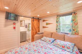 Peaceful cabin with hot tub, games, near river - Beattyville - 3