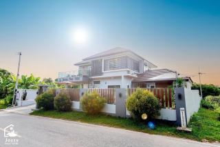 Jazzy Pool Villa Hatyai - 9