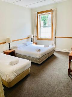 Shepherds Arms Hotel - Wellington - 6