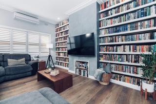 Private, modern and warm family home - 5