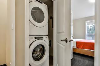 Mountain Surrounded Lodge in Harvie Height - Canmore - 4