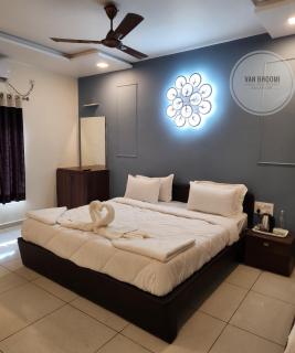 Levelup Boutique Vanbhoomi Resort - 9