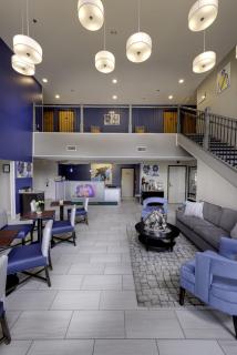 Guesthouse Inn & Suites Lexington - Lexington - 5