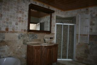 Holiday Cave Hotel - 9