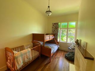 The Grand Old Lady of Staples - 3