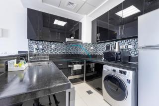 Spectacular 1BR in Botanica Tower 1 Dubai Marina by Deluxe Holidy Homes - 8