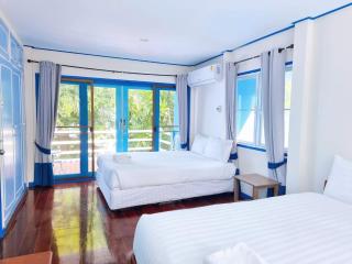 THE SKY EXCLUSIVE VILLA Bluesky - - 1