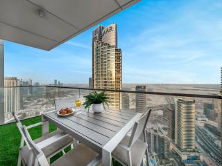 Lavish 3BR maid Full Burj View-Dubai Mall connect - 5
