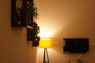 Sky View Apartment Near Nesco & JP Morgan - Bombay - 9