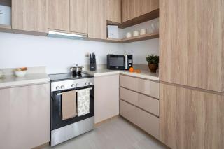 Frank Porter - Urban Oasis - 2