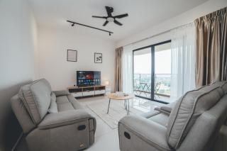 Danga Bay Coastal Haven 3BR 8Pax w 3Balcony by Our Stay - Johor Bahru - 0