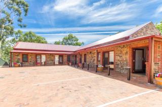 Birdwood Motel - Birdwood - 2