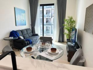 Chic Jvc 1br Balcony, Pool And Parking - 9