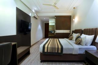 OPO Iffco Chowk, Gurgaon - 7