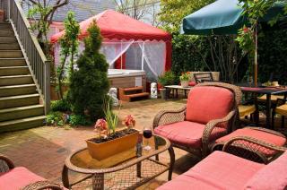 Queen Vic Guest House - Provincetown - 1