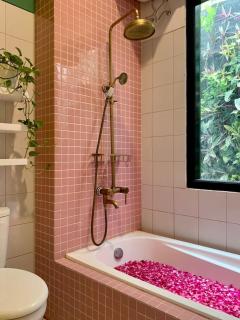 Roemah Renjana Oasis - Aesthetic Villa with Pool - 1