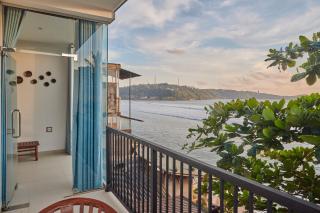 KINGS BAY Beach Resort - 3