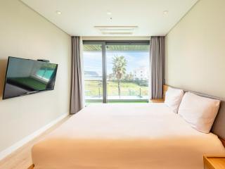 Jeju Attirance Hotel & poolvilla - Seogwipo - 4