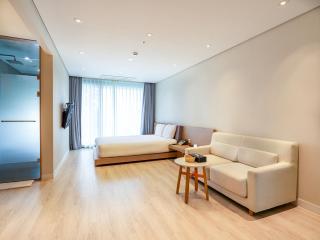 Jeju Attirance Hotel & poolvilla - Seogwipo - 5