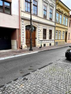 VARADY's 1 bedroom apartment in historic center - Košice - 3