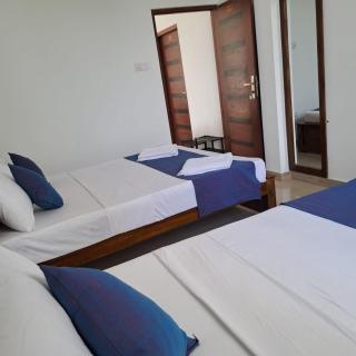 Anne's Airport Villa Hotel - Katunayake - 1