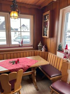 Haus Astenblick in Winterberg Ferienwohnungen mit Gastraum Wanderveranstaltungen und Familienfeiern - Winterberg - 9