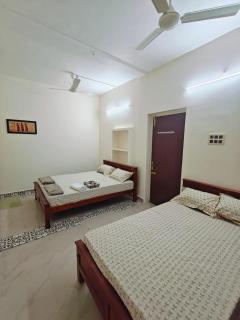 Jayam Home Stays - Tiruvannāmalai - 1