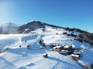 Premium Chalets by ZAGLGUT, Zell am See-Kaprun - Wellness & Infinity Pool, Air Conditioning, Panoramic Views & Summer Card Included - 1