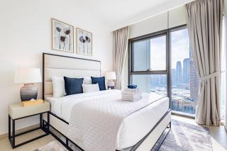 Premium 3BR l Office with Burj Khalifa & Fountain Views - 9