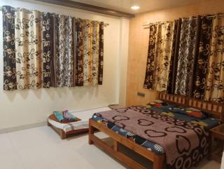 Vikrant Deluxe Rooms - Mahabaleshwar - 8
