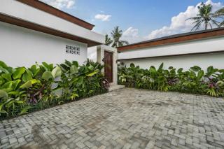 Villa Maxime by BaliSuperHost - Ubud - 2