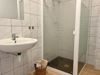 Monteur- und Arbeiterunterkunft Adlerstraße - Oberhausen-Rheinhausen - 5