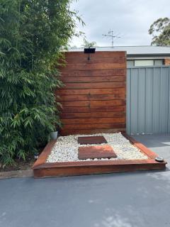 Shoaly House - A Spacious Oasis - Shoal Bay - 1
