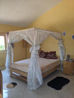 Charmante petite maison toute équipée - 0