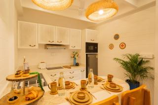 ELIVAAS House of Neptune 1 BHK Cottage on the Beach & Famous Cafes, Restros - 4