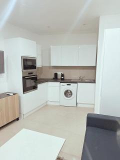 Appartement 2 pieces rénové avec clim, Wi-Fi et tout équipé - Proche de rue d'Antibes et Palais des Festivals - 3