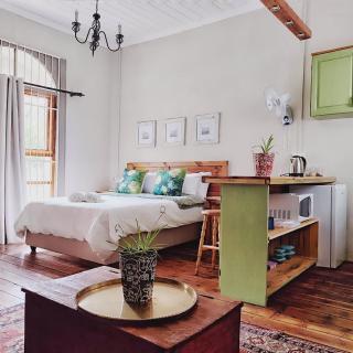 The Writer's House Cottages - 0