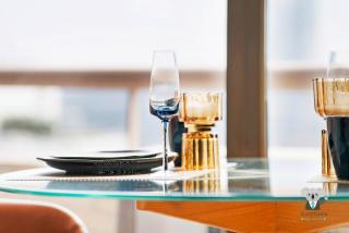 KozyGuru | Darling Harbor | 200° View Stylish Loft - Sydney - 2