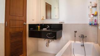 5 bedrooms Villa in Laguna village - - 2