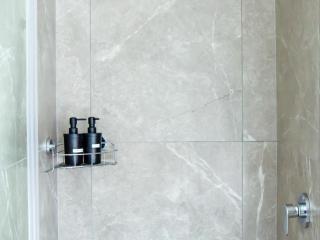 Ellipse Waterfall Executive Two Bedroom - 6