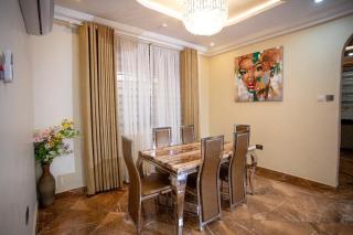 4 Bedroom Apartment North Legon - North Legon - 5