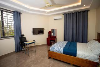 4 Bedroom Apartment North Legon - North Legon - 2