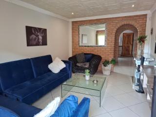 Two Bedroom Ensuite in Polokwane - 5