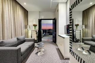 Protea Hotel Fire & Ice! by Marriott Johannesburg Melrose Arch - Johannesburg - 1