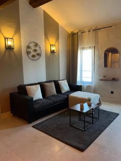 MH Logement - Escapade aux Arènes - Nîmes - 4