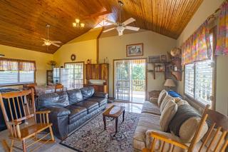 Cool Breeze Cabin - 9