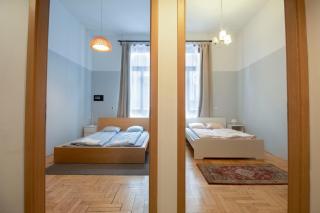 2 Bedroom Central Apt inside Gozsdu Passage - Budapest - 1