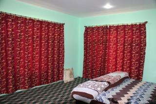 Khadim Villa & Travel Planners - Srinagar - 5