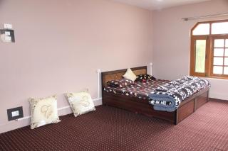 Khadim Villa & Travel Planners - Srinagar - 4