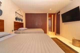 Exclusive Penthouse with Private Plunge Pool and Terrace - 3